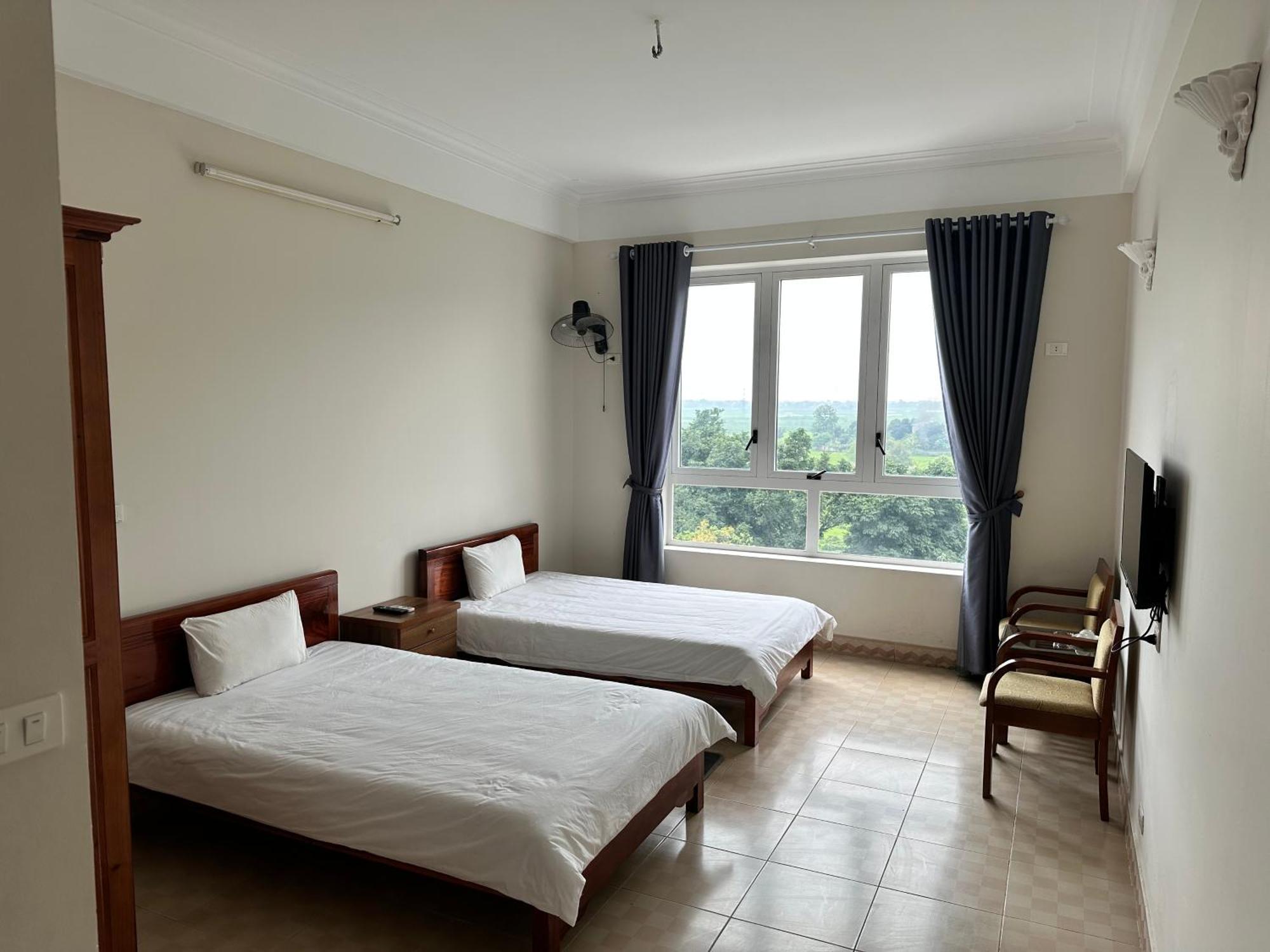 Thien Binh Hotel Hoa Binh Экстерьер фото