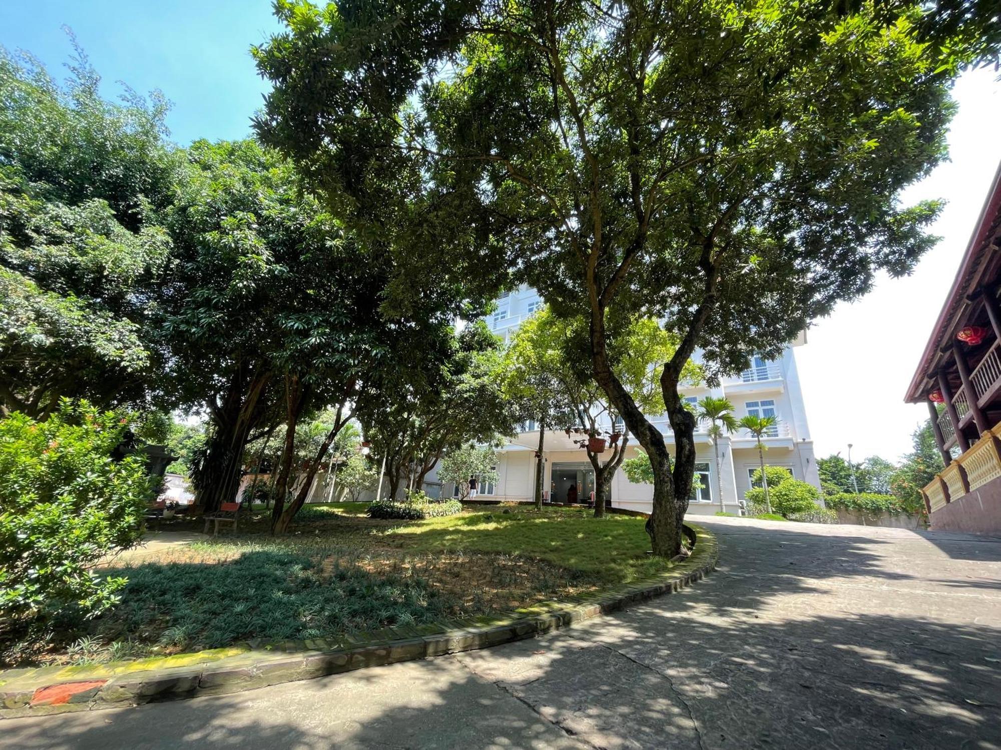 Thien Binh Hotel Hoa Binh Экстерьер фото